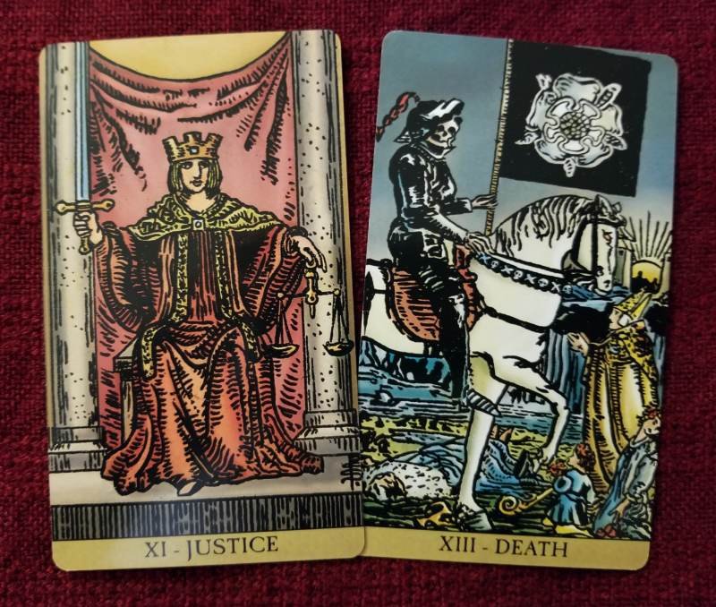 Death and Justice Tarot: Understanding the Deep Meaning Behind This Tarot Spread!