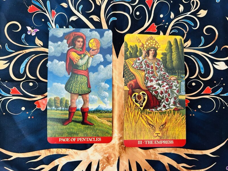 Page of Pentacles and The Empress in love whats the connection between these tarot cards